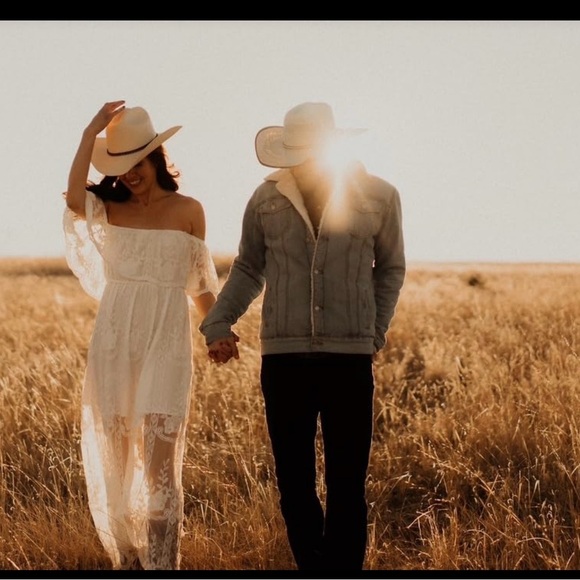 Lace maxi dress - Picture 4 of 7